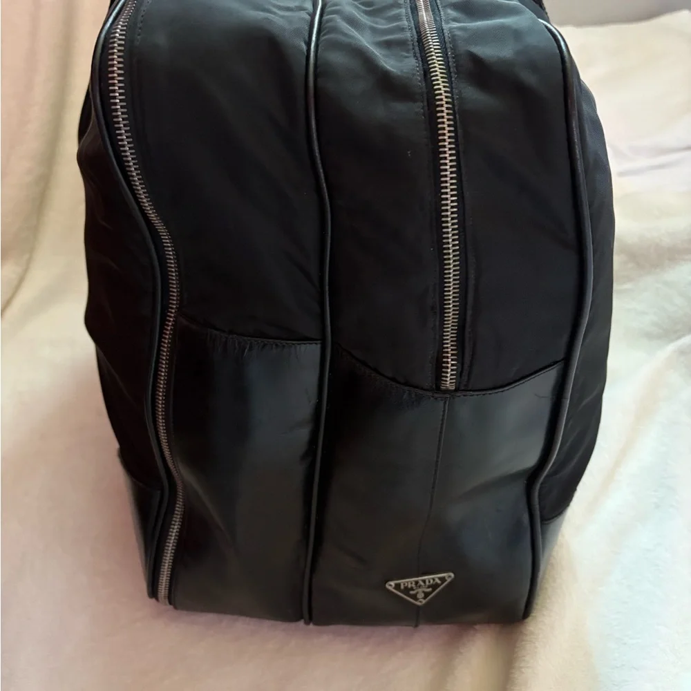 Black Men's Travel Bag